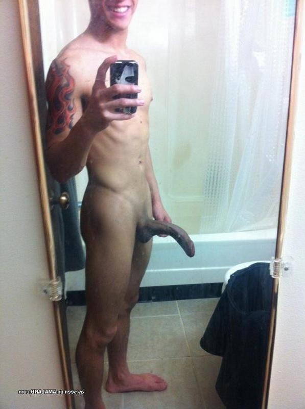 15P Hunky boyfriends showing off their cocks while self-shooting