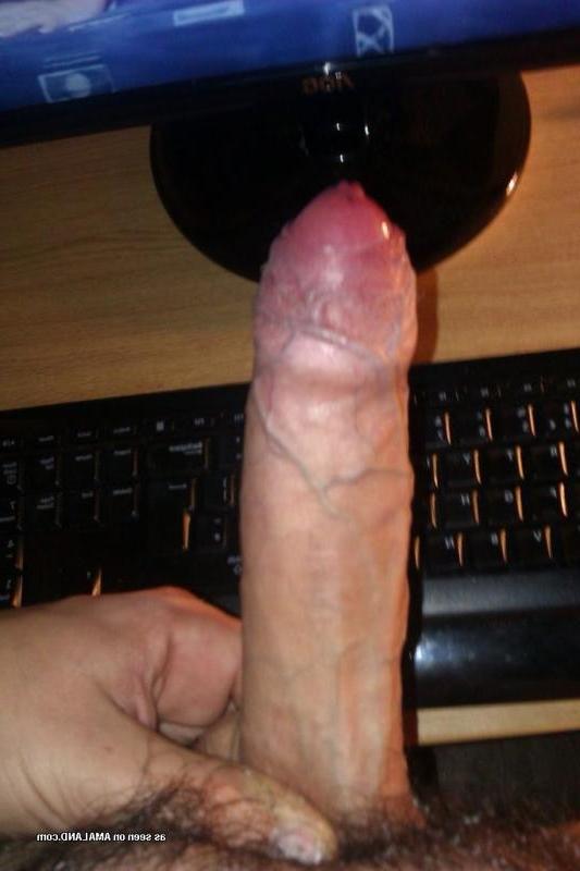 15P Collection of amateur boyfriends showing off their cocks