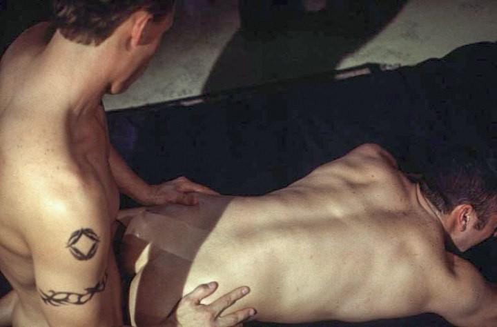 20P Smooth muscle hunks sucking and rimming and huge cock screwing