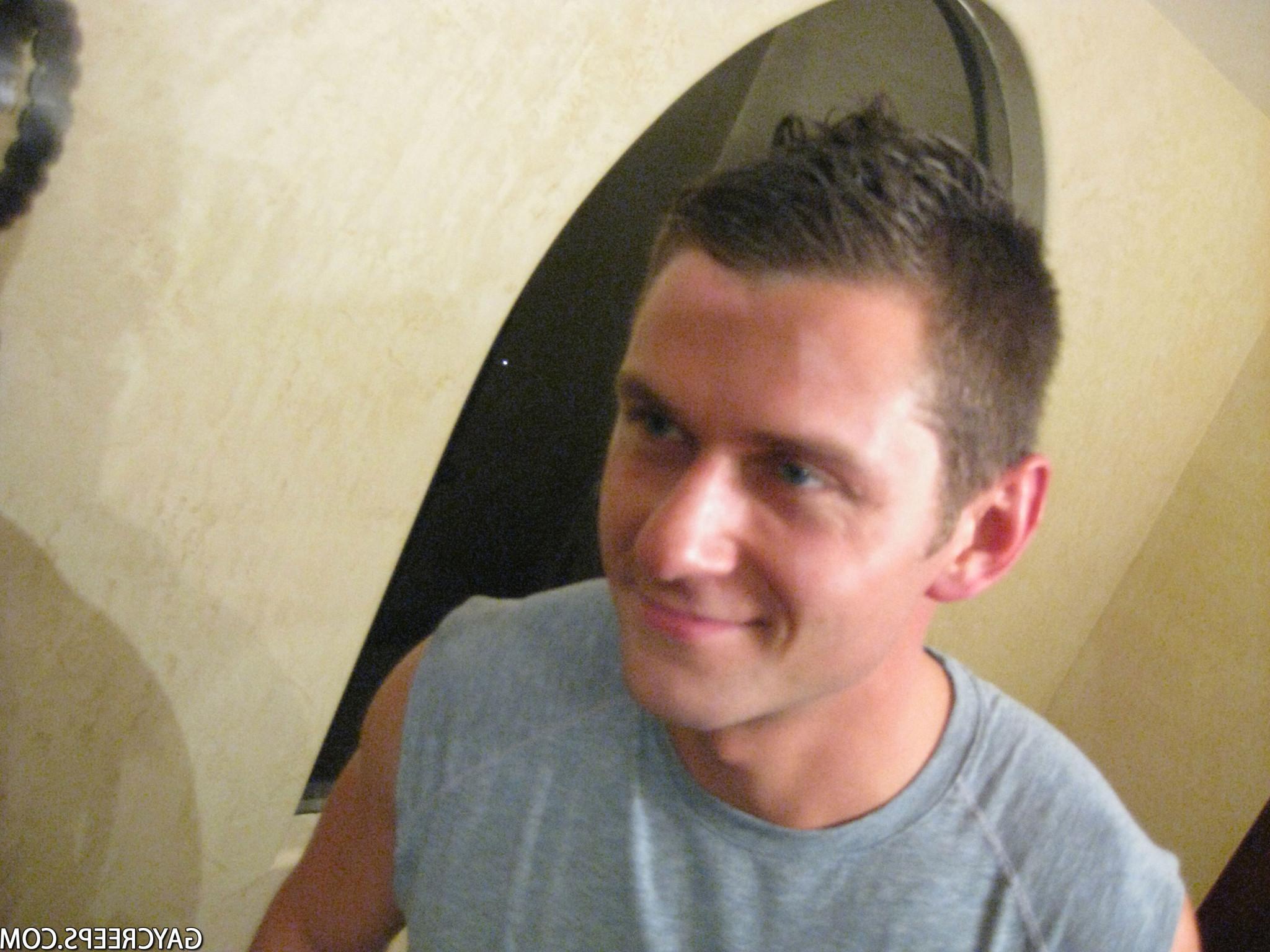 16P Gay pornstar Tommy Defendi up close and personal