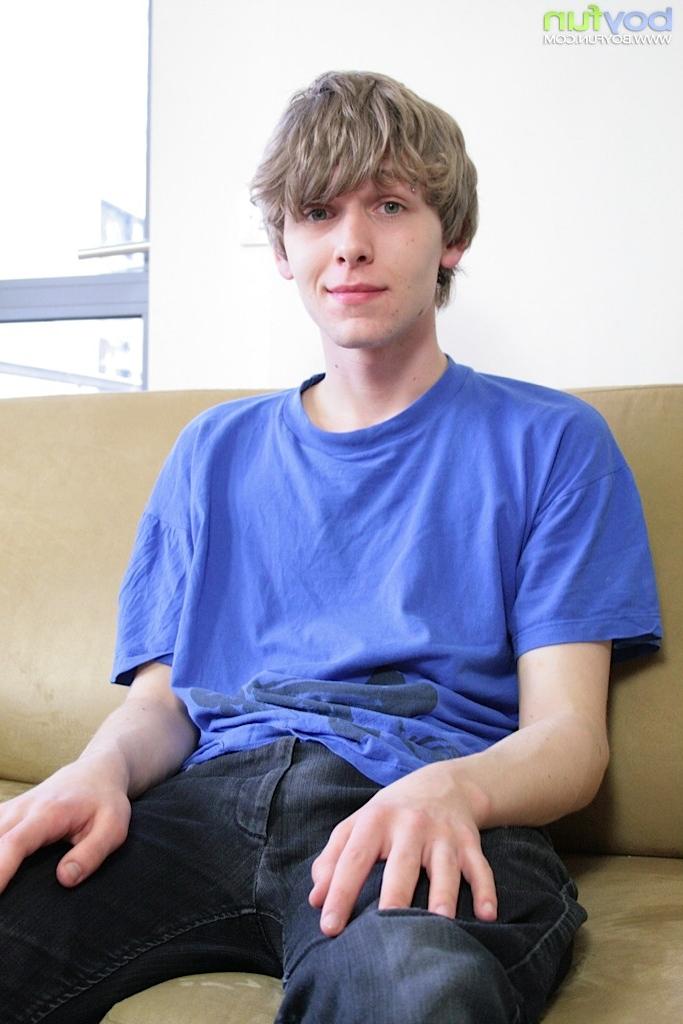 15P Cute twink Josh Frey stroking his big thick cock