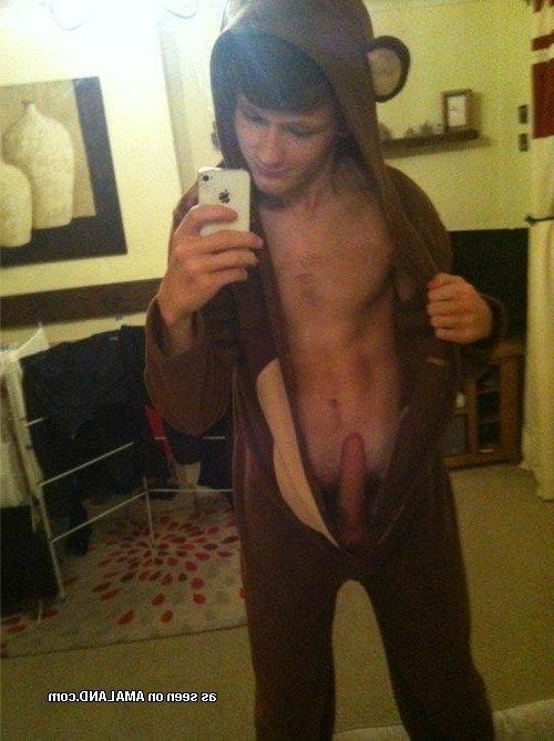 10P Group of naughty hot sexy amateur boyfriends posing