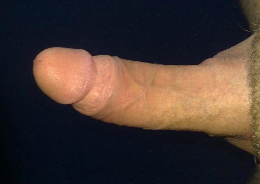 15P Picture compilation of horny amateur BFs displaying their cock 