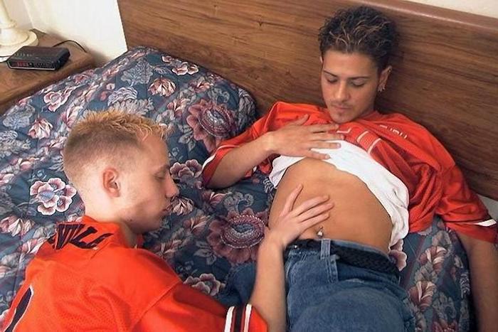 20P Latino twink sucking and getting screwed by friend