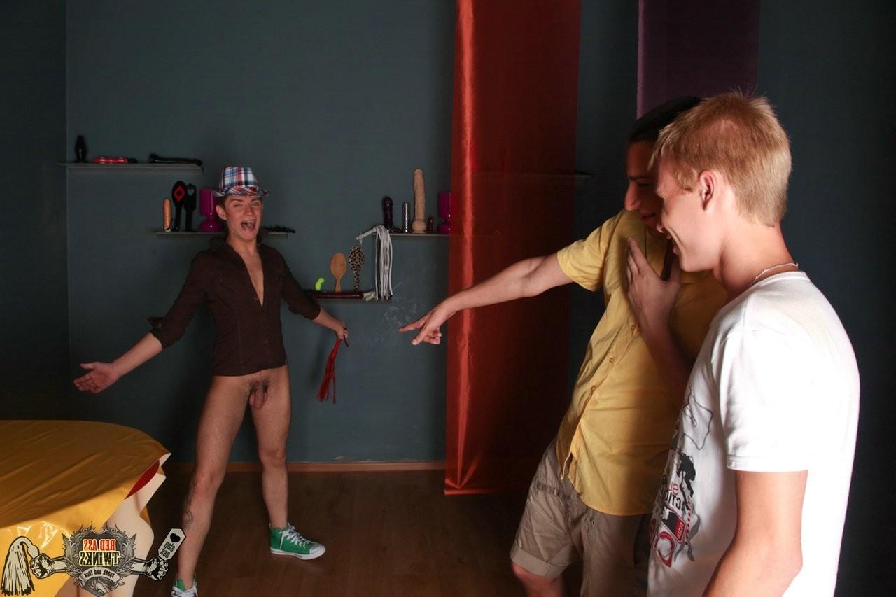 15P Two homo guys give a fresh twink ass some whipping attention