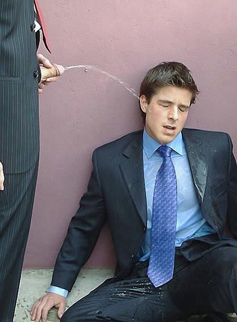 20P Two new clerks enjoy sucking and facial pissing in office toilet