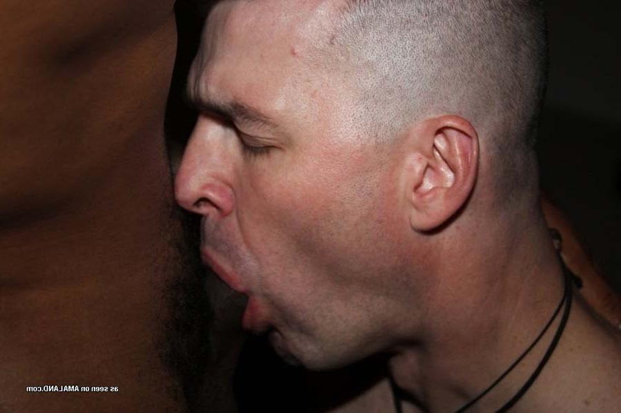 15P Picture gallery of an amateur horny BF giving BJ and gets facialed 