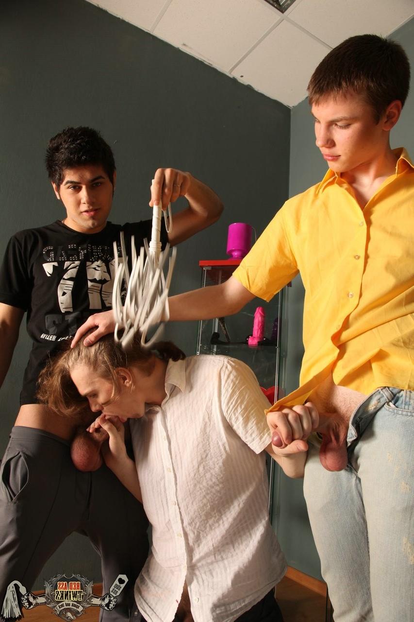 15P Blond sexy guy turned homo for his two dominant roommates