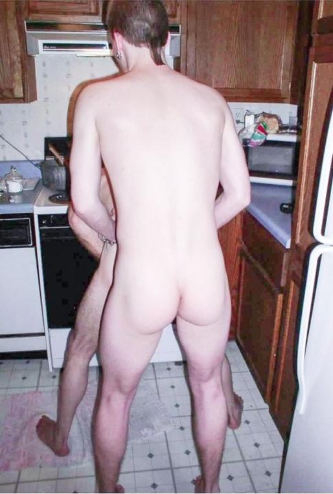 20P Smooth and hairy amateurs suck and fuck in kitchen