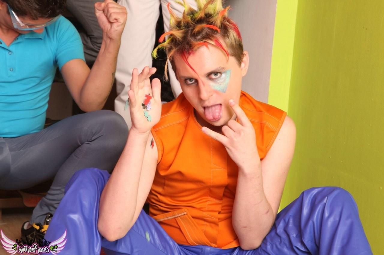 15P Hot orgy with delicious teen twinks that went all out on each other