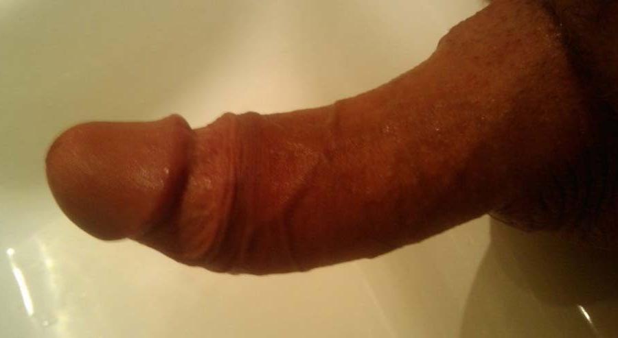 16P Picture compilation of amateur sexy BFs showing their dicks 