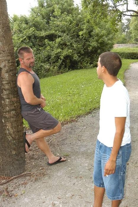 19P Younger and older strangers met and screwed on a blind date