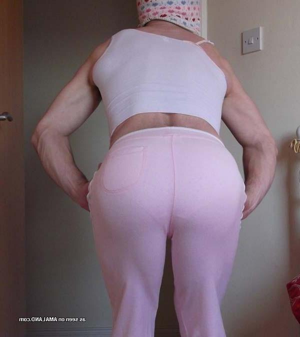 16P Photo set of a wild sleazy sissy fucking his ass 
