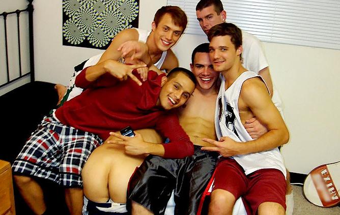 16P Check out these hot gay boys jerk off and fuck a hottie in these holloween real 