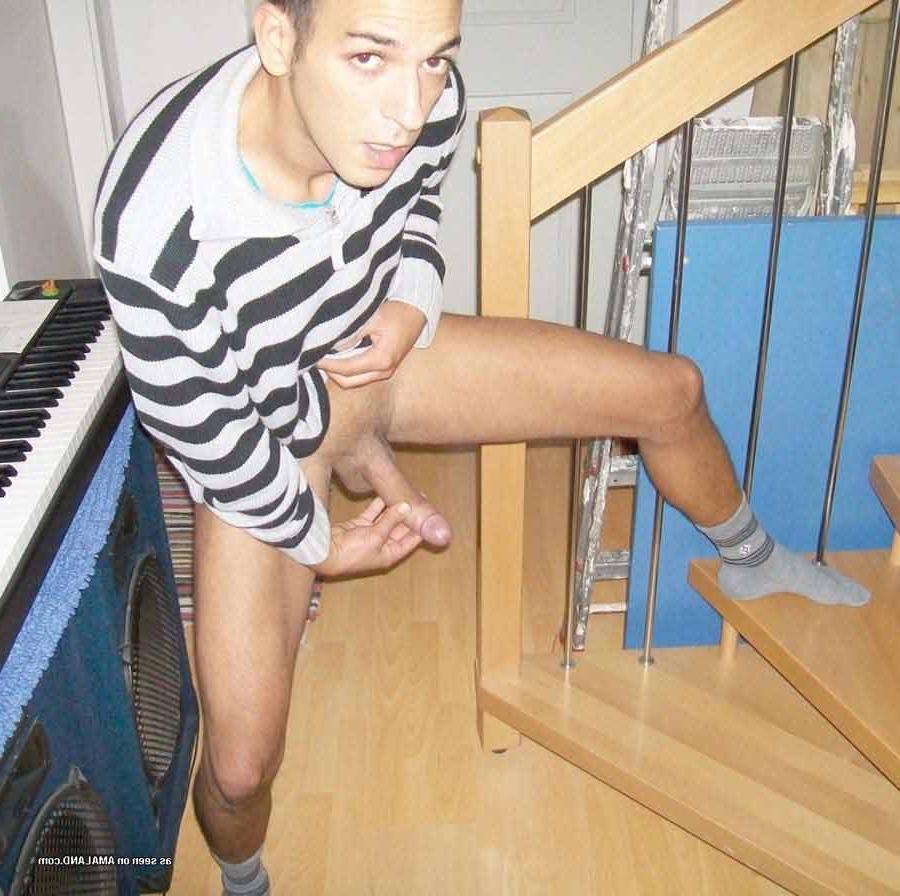 16P Picture selection of a jock showing his cock and bare ass 