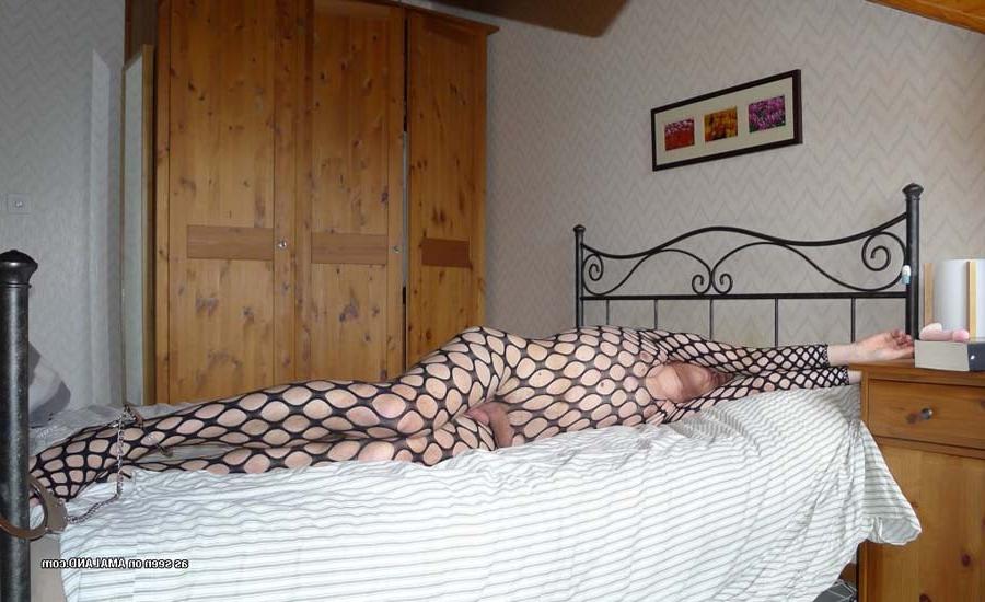15P Pictures of hunks who got sleazy on cam 