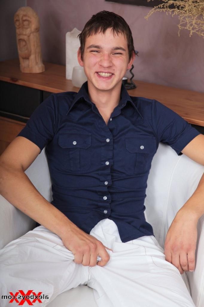 12P Sweet slim Twink Concierge Boy