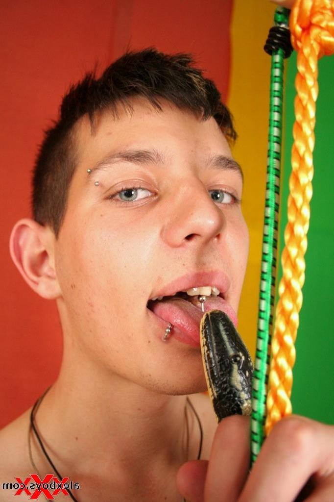 12P Hot gorgeous playful Gay Twink