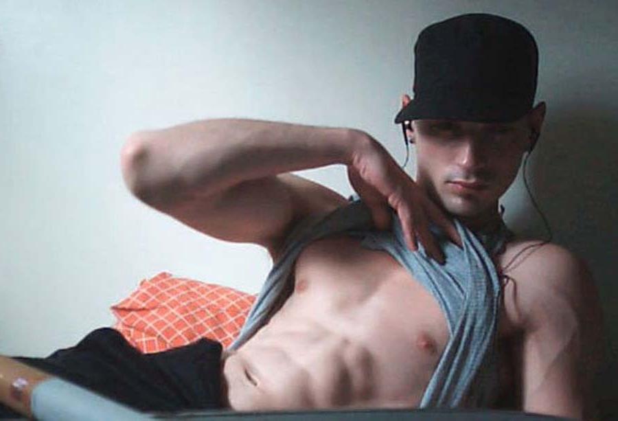 15P Collection of hot photos of sexy studs 