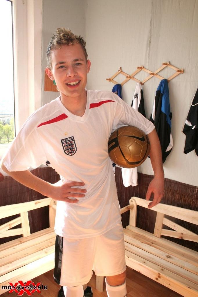 12P Cute smiling Teen Boy with huge cock