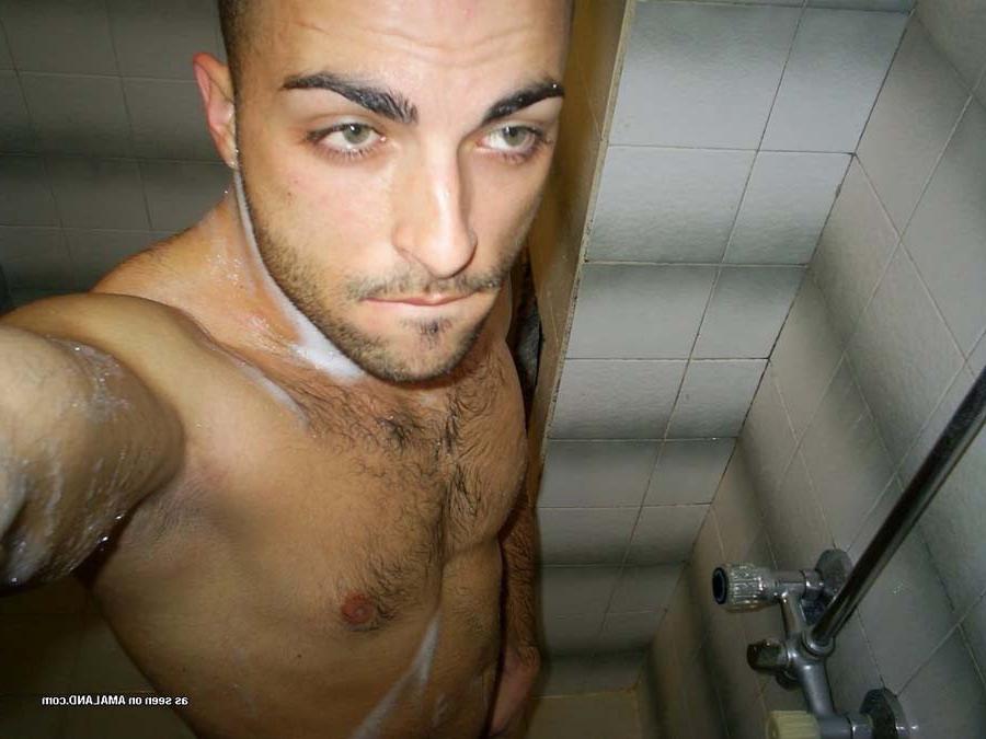 15P Pictures of an amateur hunk showing his hard cock 