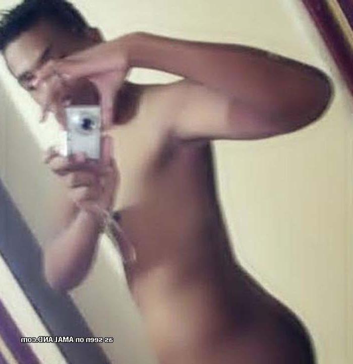 15P Mexican twink taking a pic of his dick in the mirror
