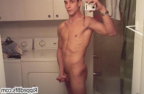 10P Hunk dude is topless showcasing his big upper body