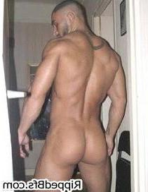 10P Hunk dude flex up his big muscles in different positions