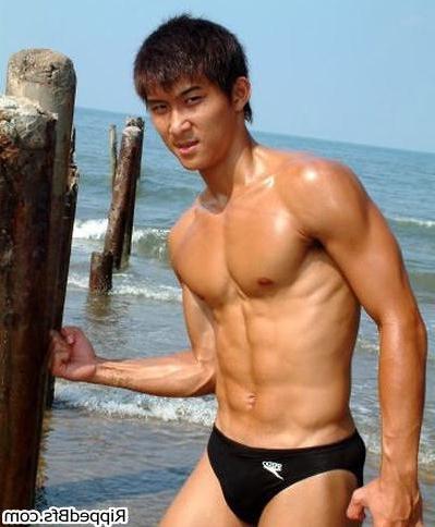 10P Hunk dude with nice upper body showing off his goodies