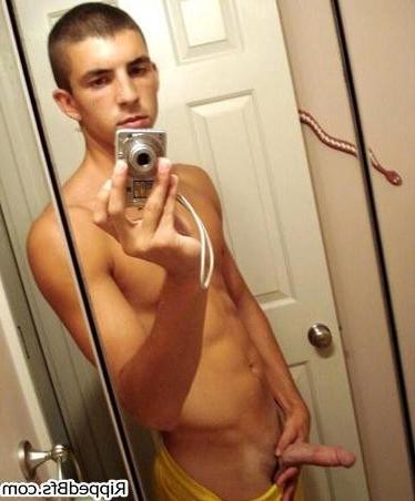 10P Dude gets topless showing off his muscles and six pack abs