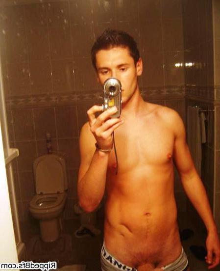 10P Dude gets topless showing off his muscles and six pack abs