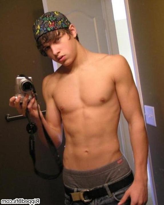 9P Sexy guys posing nude with their big cocks in full view
