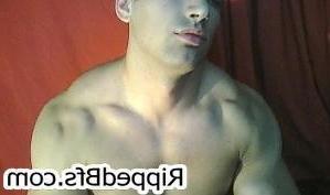 10P Hot guys just love their muscular bodies and shows it on cam