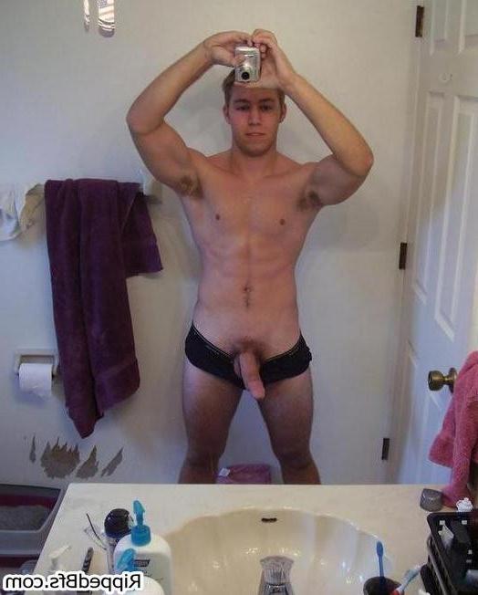 10P Hot bodies with big cocks are heating things up