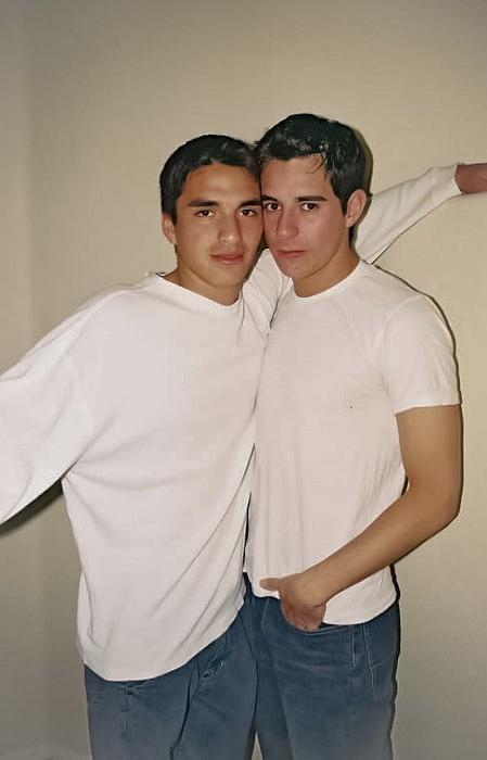 20P Two latin twinks enjoy mutual sucking and rimming on the stairs