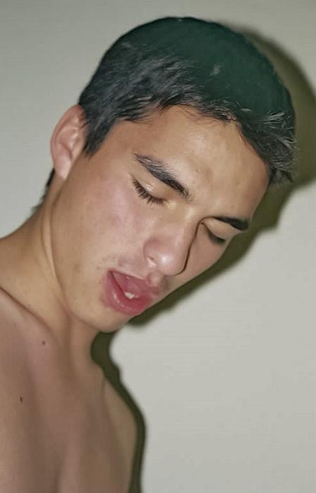 20P Two latin twinks enjoy mutual sucking and rimming on the stairs