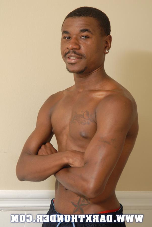 15P Stunning young debut performer Mr Pipe'm brings that chiselled bod to Dark ...