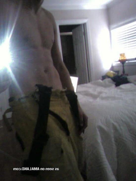 16P Horny hunk exposing his cock on cam