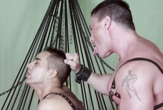 20P Smooth mature and college muscles in leather fucking and cumming