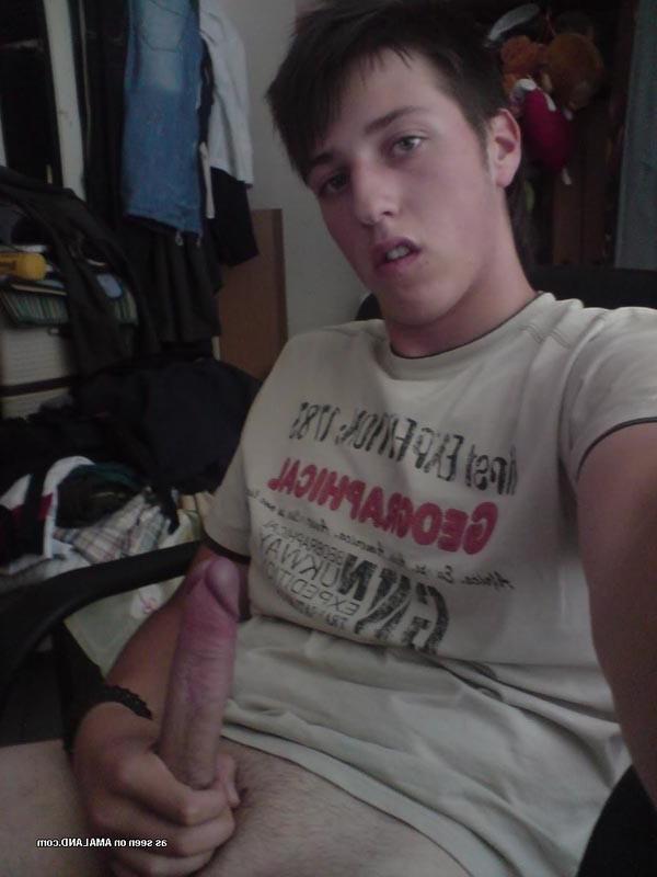 13P Horny hunk showing off his big dick
