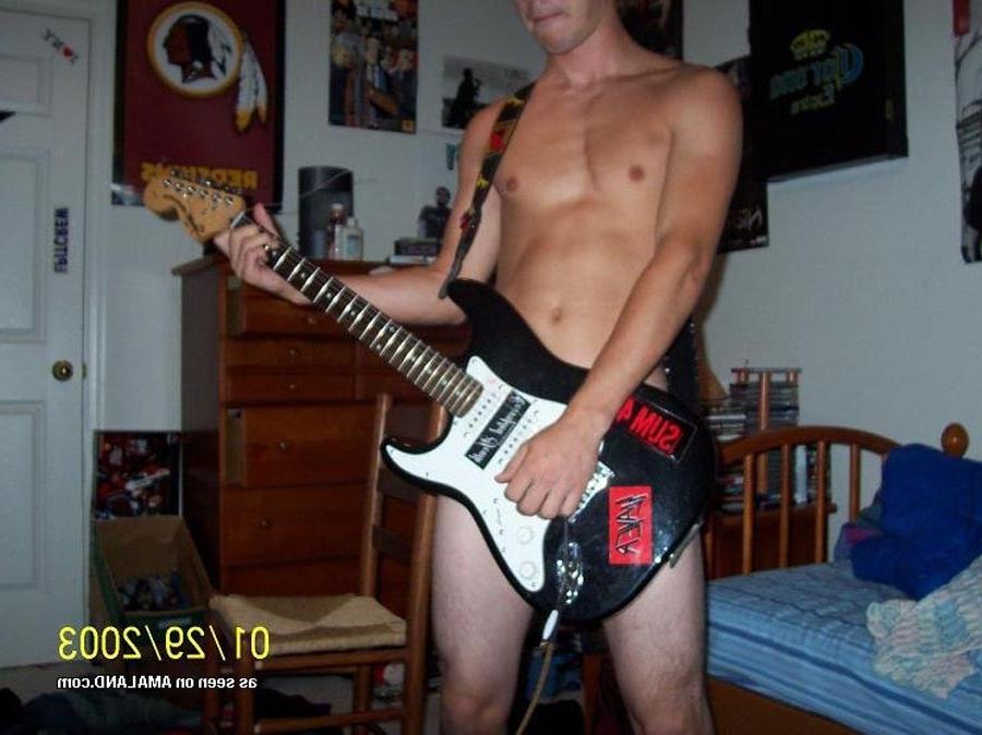 15P Horny guitarist whipping his dick out