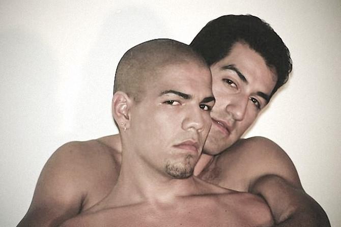 20P Latino muscle dudes blow and rimjob and screwing in a garage
