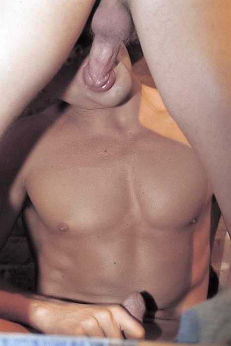 20P Smooth muscle couple mutual blowing and screwing in dark garage
