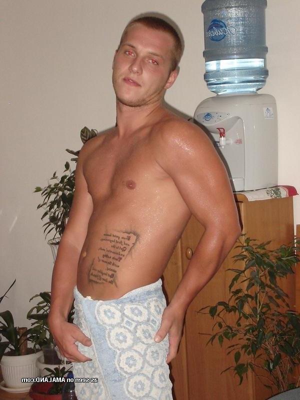 16P Danish self-shooting hunk masturbates and cums