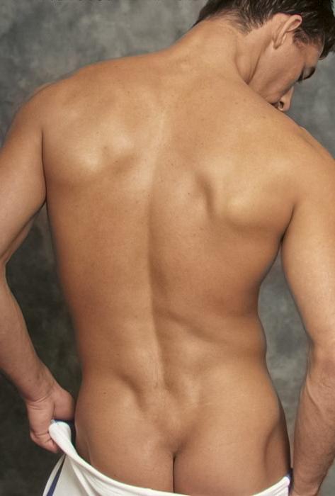 20P A gorgeous smooth muscle stripping and showing off in a studio
