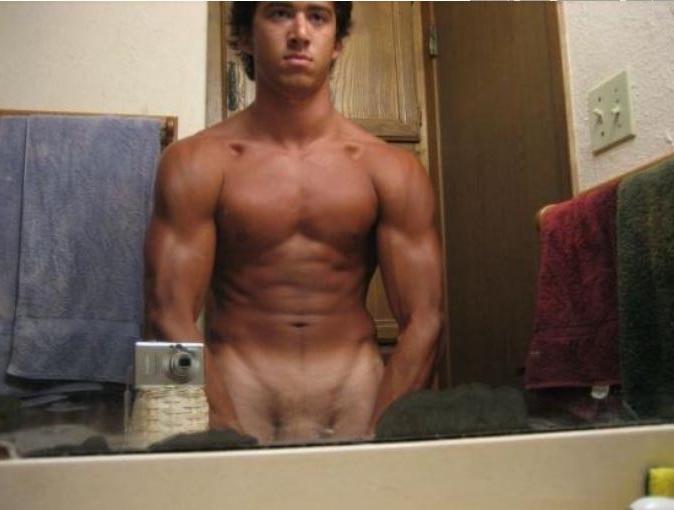 14P Naked pics of cute Hawaiian hunk