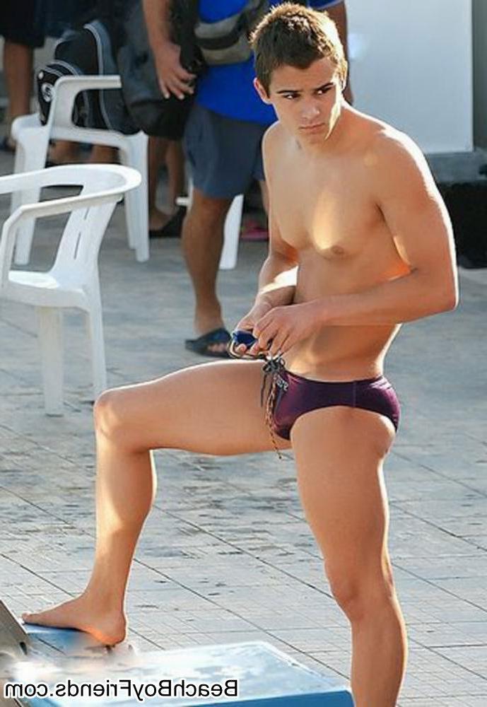 10P Hunk boys enjoy walking around at the beach topless