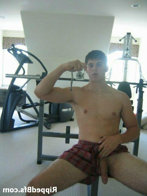10P Topless hunk dude flex up his front and back muscles