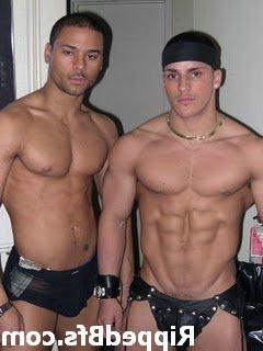 10P Hunk dude flex up his big muscles in different positions