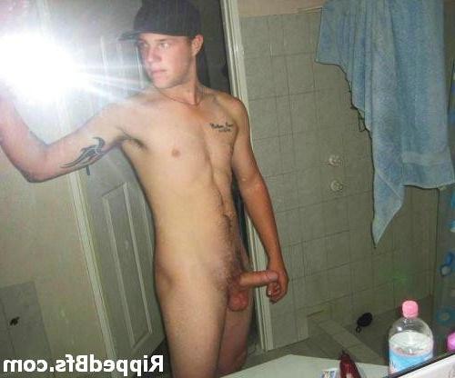 10P Hunk dude flex up his big muscles in different positions